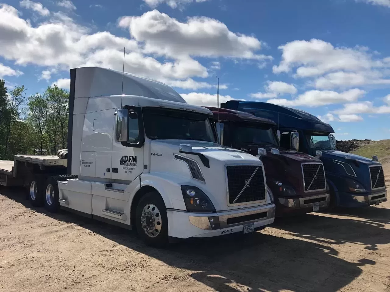DFM Trucking cargo transportation